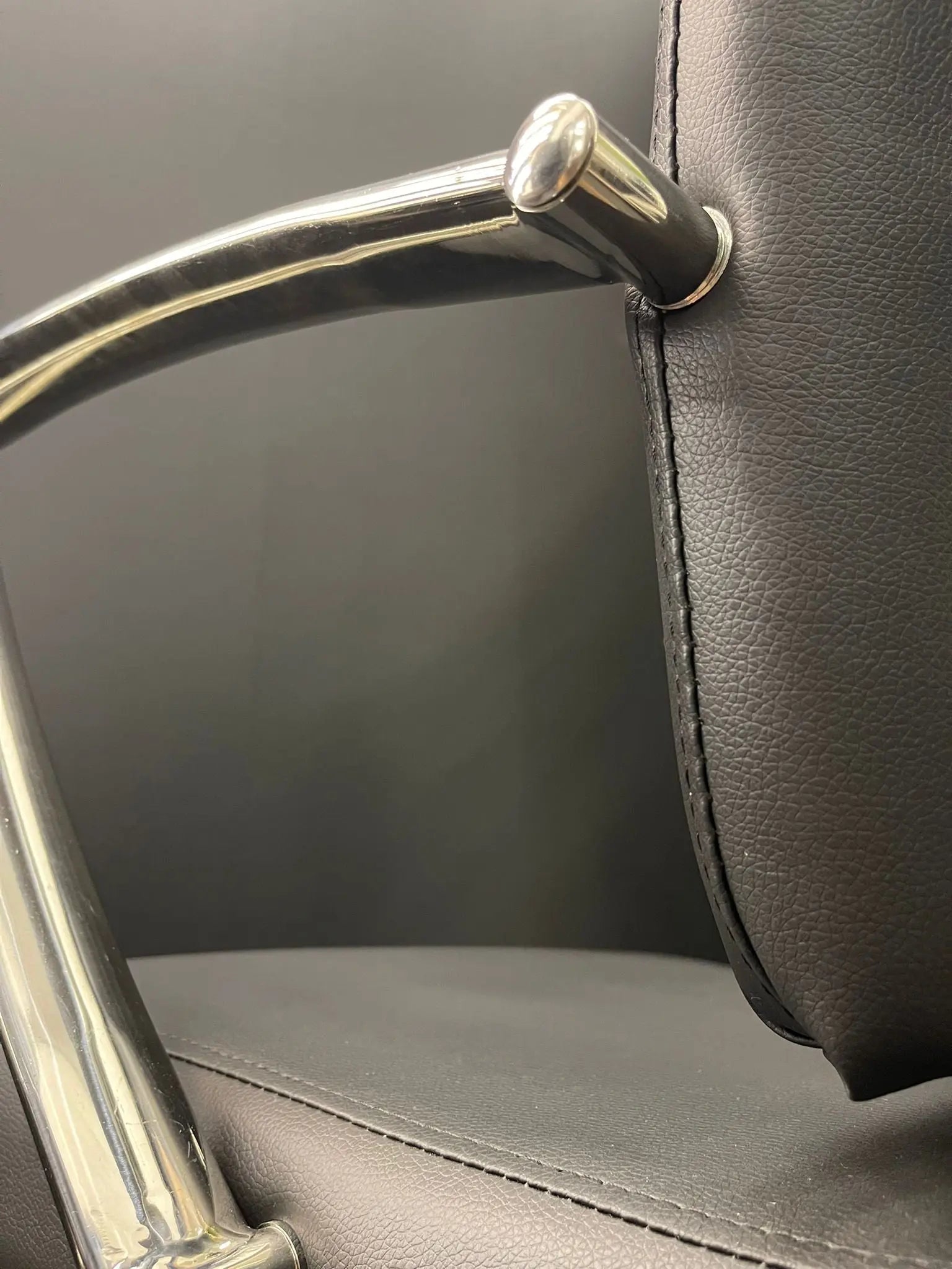 Silla de corte para peluqueria - Grupo Belleza