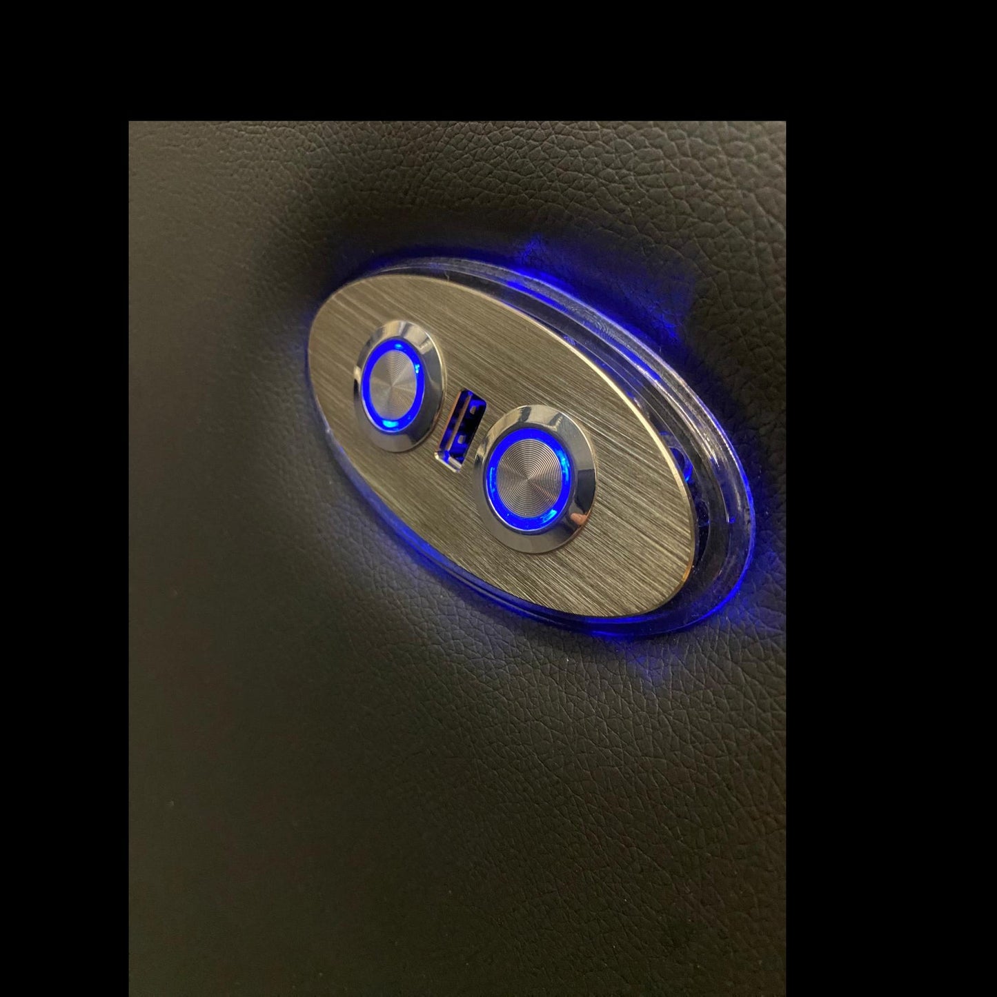 El lavacabezas con elevación de piernas para un mayor confort